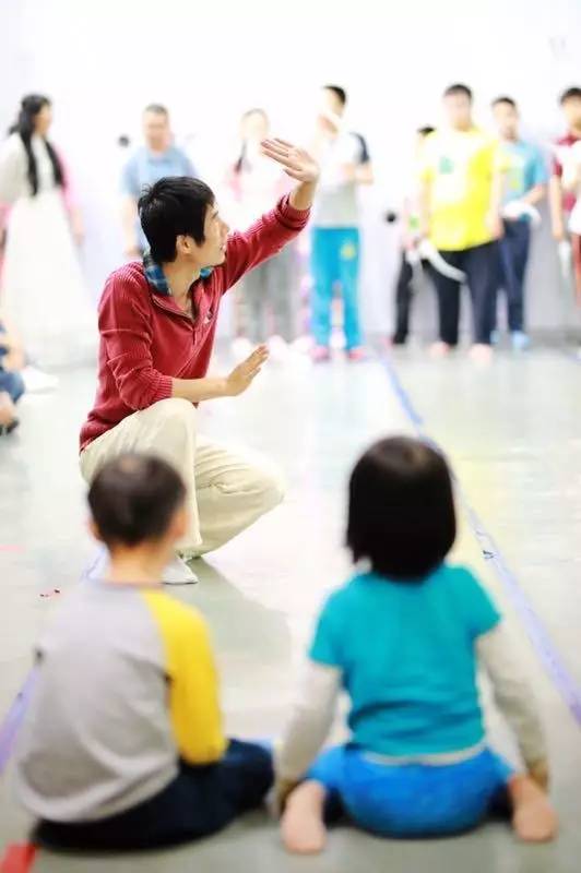 感谢命运的安排让我遇见了你,感谢命运的安排终于让我遇到你