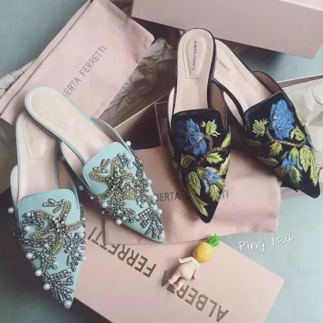 网红爆款拖鞋真好看,帅气又有颜值的拖鞋