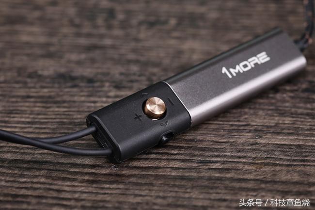 1more的降噪耳机怎么样,1more蓝牙耳机主动降噪