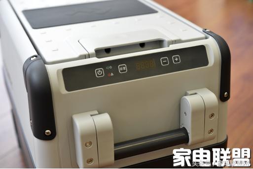 多美达车载冰箱cfx3,夏季旅行必备神器100件