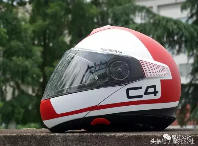 舒伯特揭面盔评测,舒伯特c4pro和agv揭面盔哪个好
