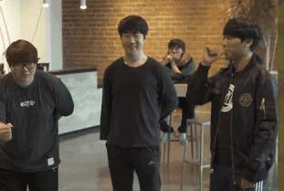 lols6冠军皮肤特效,历届lol冠军皮肤回城效果