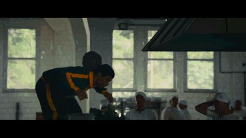 一代球王的故事,一代球王马拉多纳故事