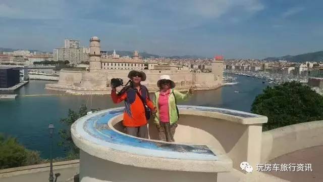 亚欧自驾之旅第60-61天｜在圣托里尼，看日落爱琴海