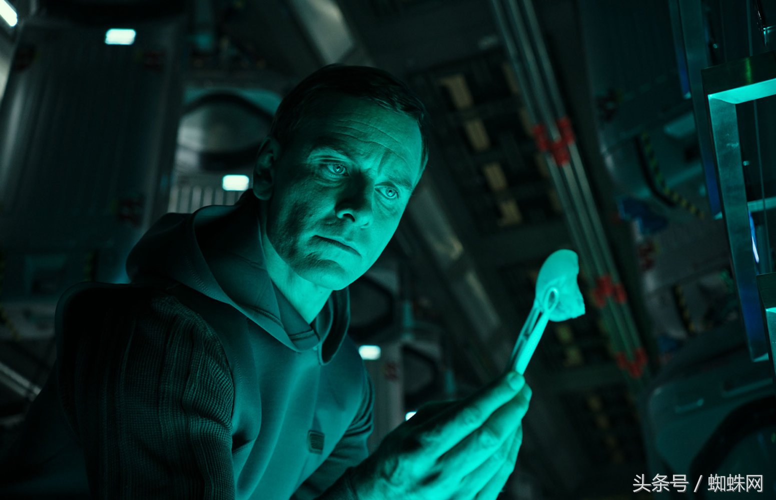 异形契约155分钟版多了些什么,异形契约删减部分解析