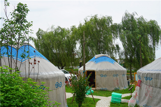 成都柴火鸡烤全羊江湖菜,岳塘区湘江小院烤全羊