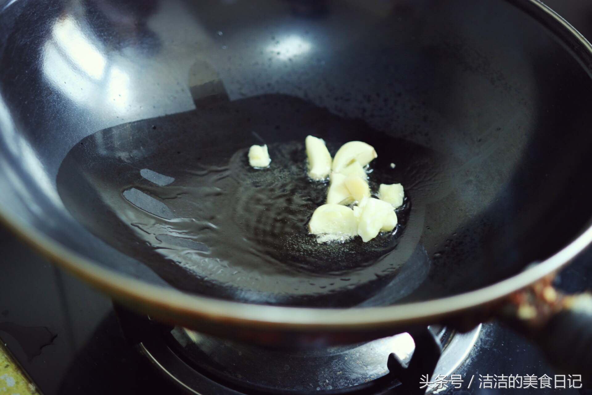 牛板筋嚼不烂怎么吃,吃牛板筋塞牙了怎么弄出来