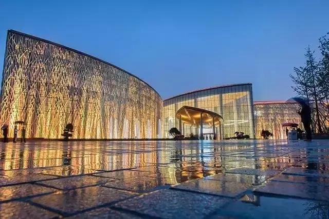 长沙ifs地标打卡地点,长沙湘江边的地标建筑