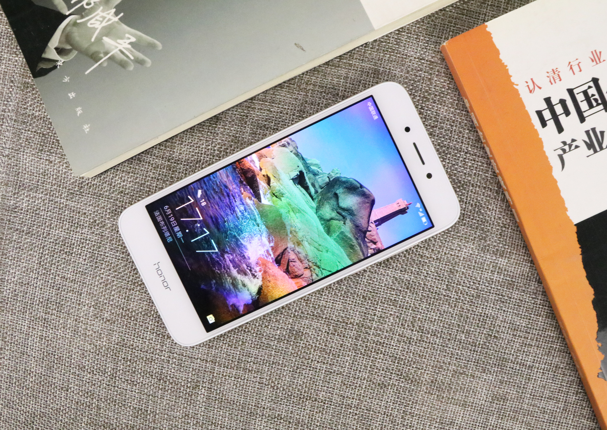 荣耀畅玩6a还能用吗,流畅不卡不发热续航强推荐