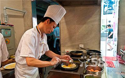 这家勾魂的饭店月销量1000+，到底有什么秘密！