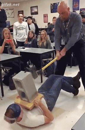 看着都疼爆笑名场面,看着都疼的搞笑名场面