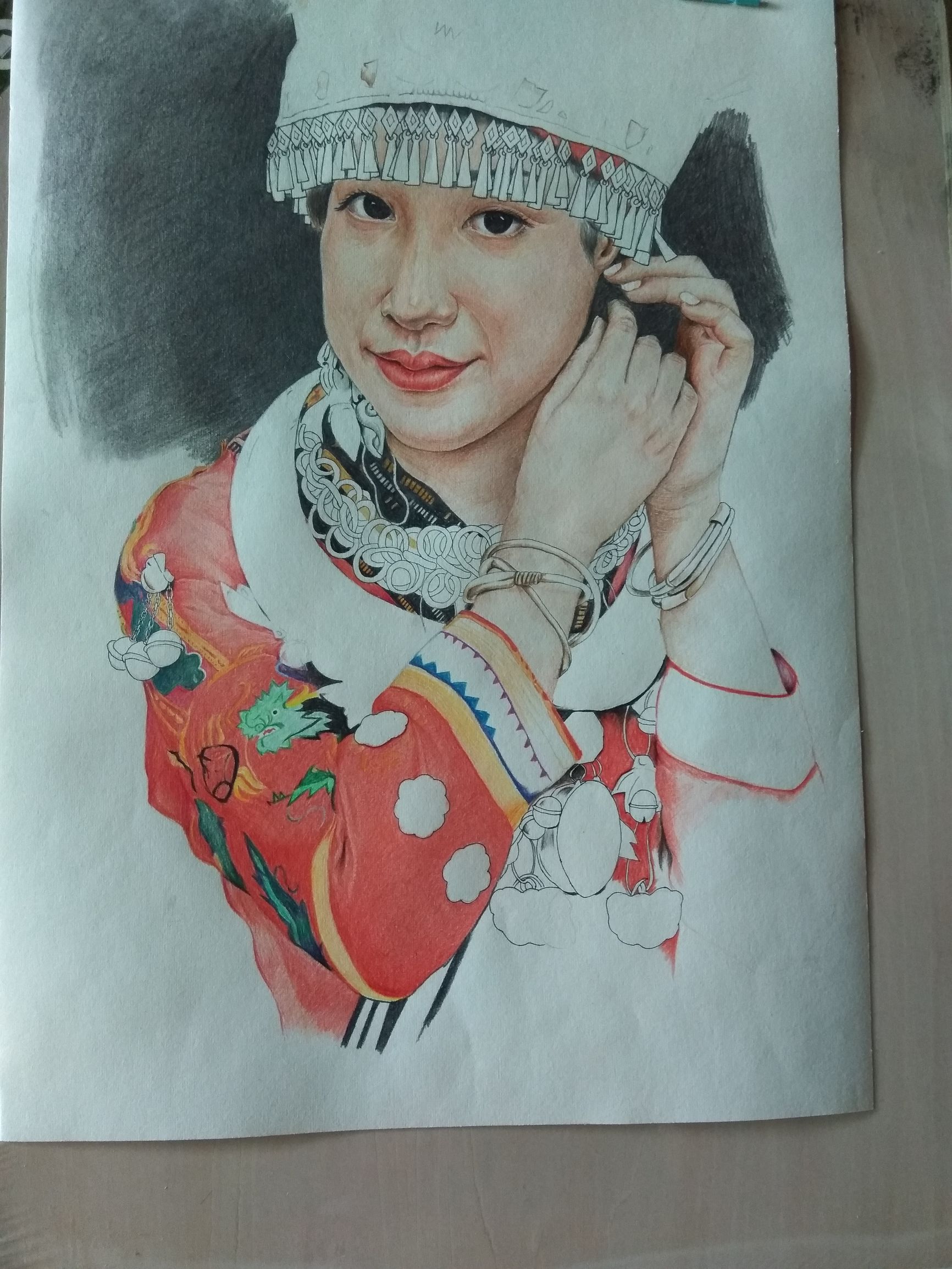 马克笔画苗族少女,苗族姑娘彩铅画