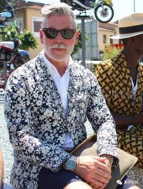 有一种表在你眼里俗掉渣在我眼里却胜过千千万