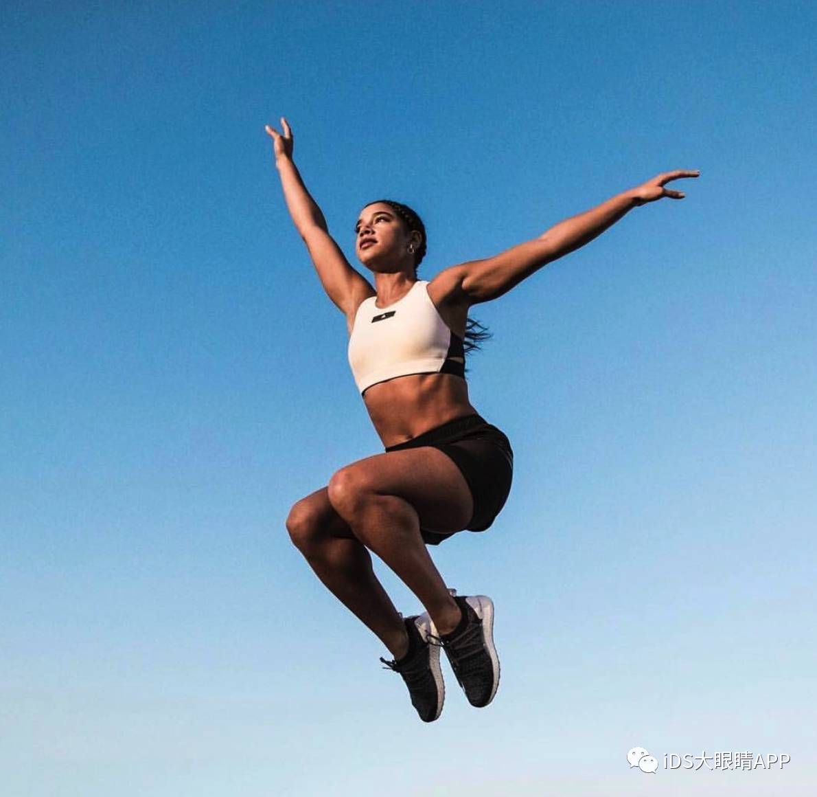 什么牌子瑜伽服平价又好穿,什么牌子的瑜伽服最时尚好看