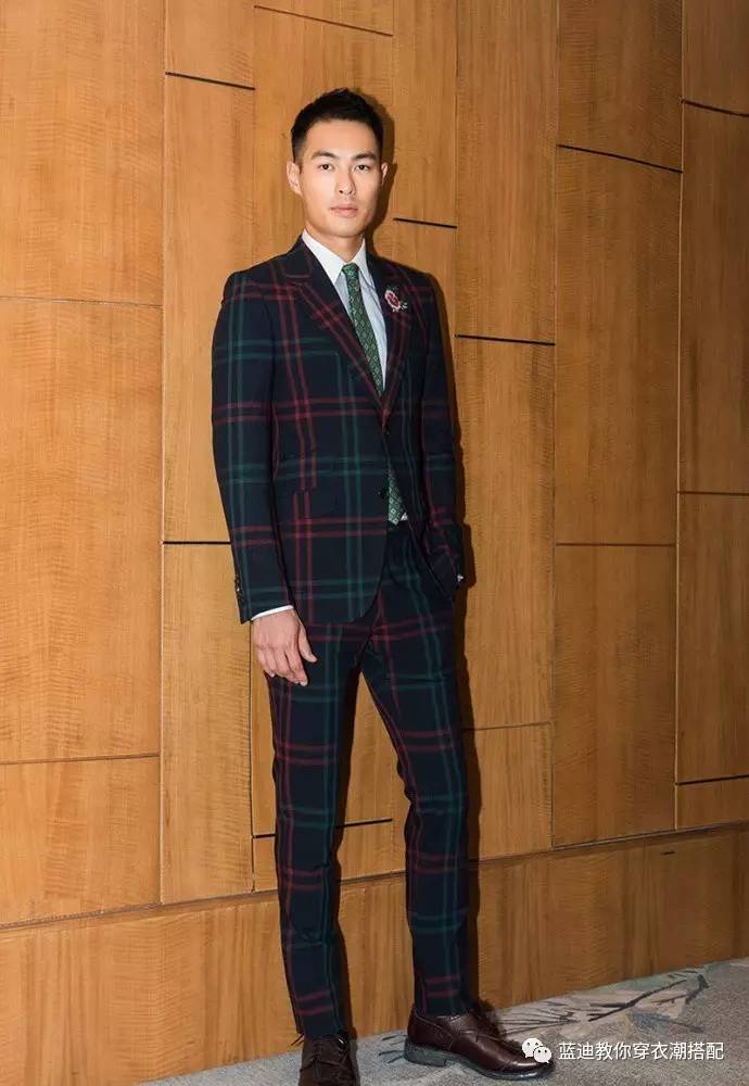 李易峰林彦俊综艺节目,李易峰亮相巴黎时装周