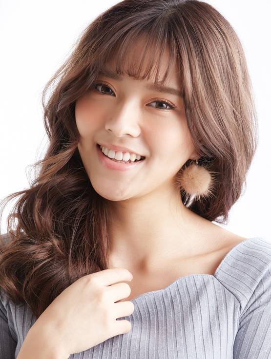 打造蓬松感头发怎么做,蓬松毛躁发型的打造技巧