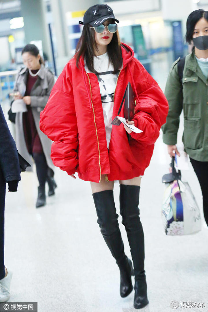 杨幂、刘雯、戚薇、马思纯，这么多明星都穿puma？一个被蕾哈娜拯救的品牌