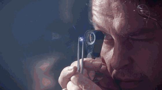 完爆摩拜和小黄车的是……这个荷兰大叔发明的“履带式”走路自行车！