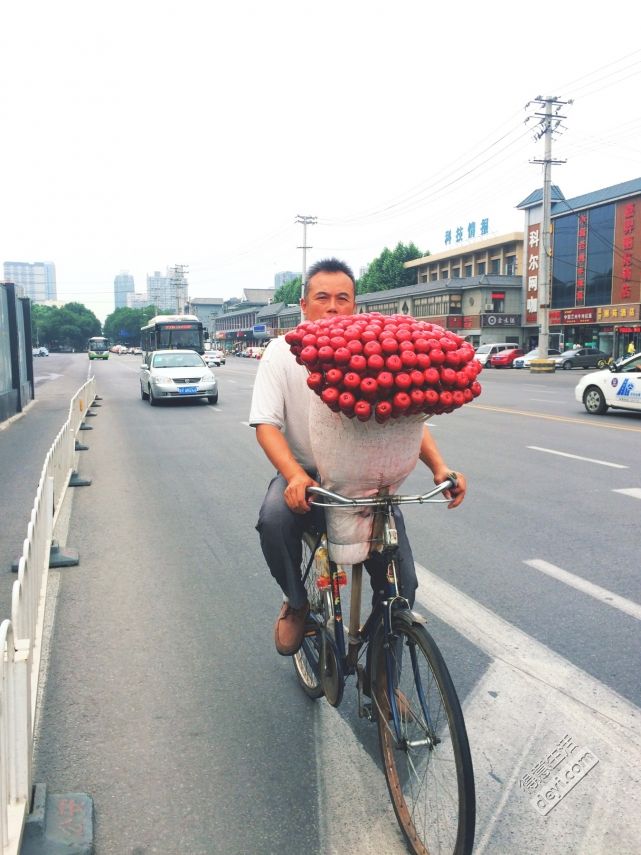 攻略｜感谢老天的不胖之恩，让我肆无忌惮的吃遍西安！3天2夜游，仅需一天假，1小时抵达！