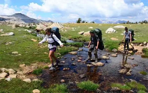 幽闭空间恐惧症症状,幽闭空间恐惧症又叫什么