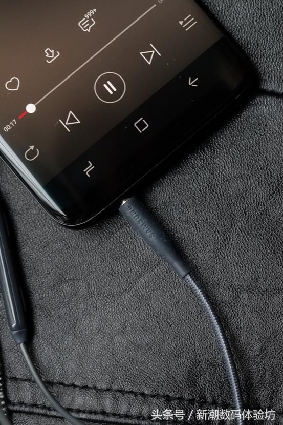 三星s8耳机akg兼容什么型号,三星s8有akg耳机吗