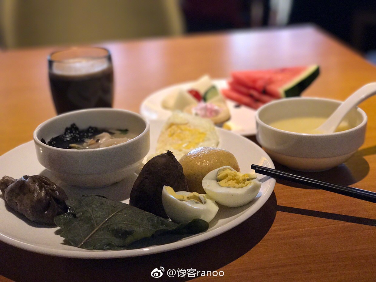 馋客美食旅行家丨住碧海沙滩泡海景温泉如何吃转渔岛海鲜五天不重样