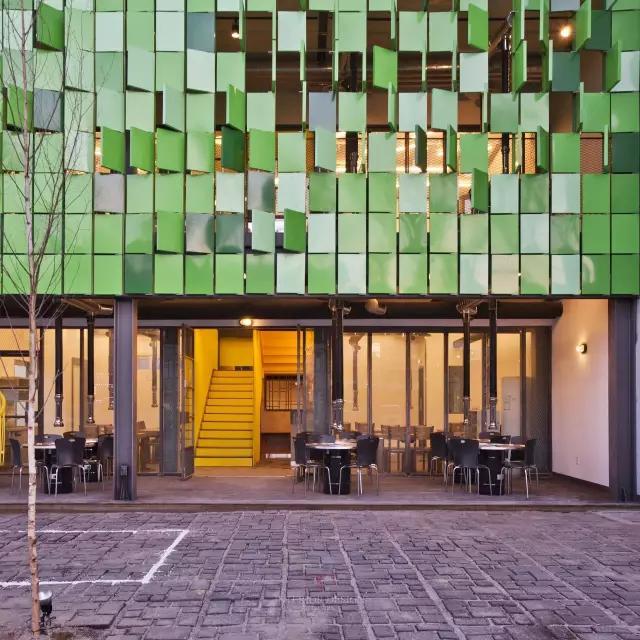 树活一张皮人活一张脸下一句,树活一张皮人活一口气