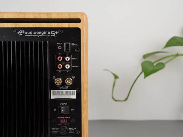 如何自己制作一个hifi音箱,自制有源木音箱