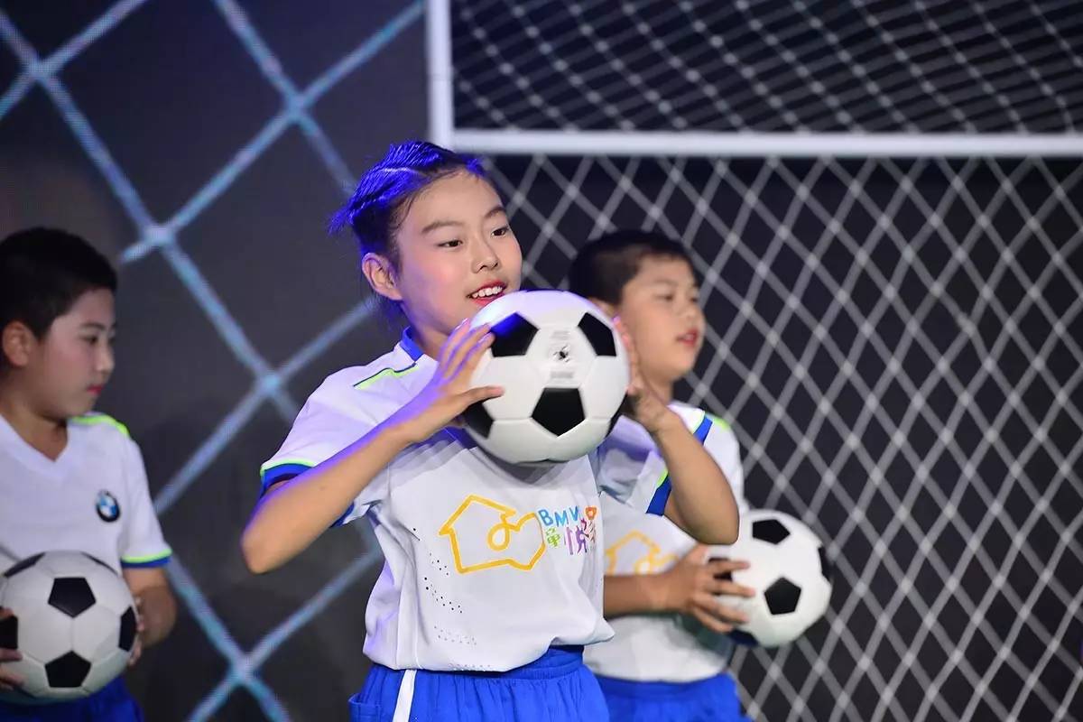 关爱留守儿童让孩子不再孤单,关爱留守儿童的体育活动