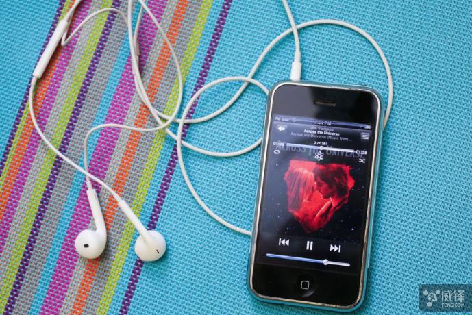 满满的时代感和回忆,第一代iphone的使用感受