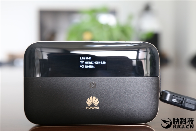 华为随行wifi3优缺点,华为移动路由器和随行wifi3哪个好