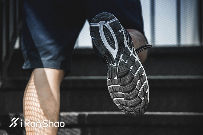 361科技跑鞋都有哪些特点,跑步和日常都能穿的361跑鞋