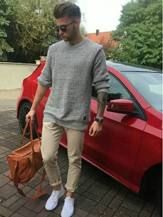 哪个大牌包包男士好看又实用,目前比较流行的男士包