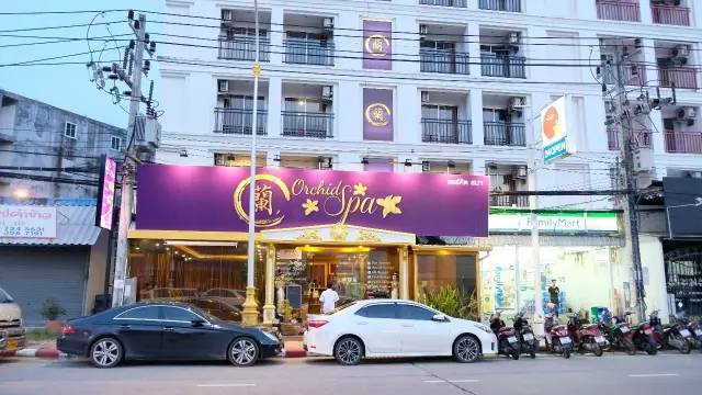 如何花5000元在普吉岛像王思聪一样的装X？