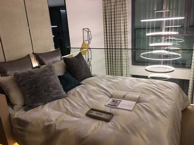 江北核心区地铁口纯新盘,地铁口旁的新楼盘