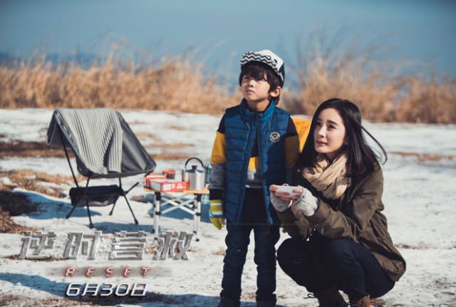 逆时营救三个杨幂是怎么回事,讲解科幻片逆时营救