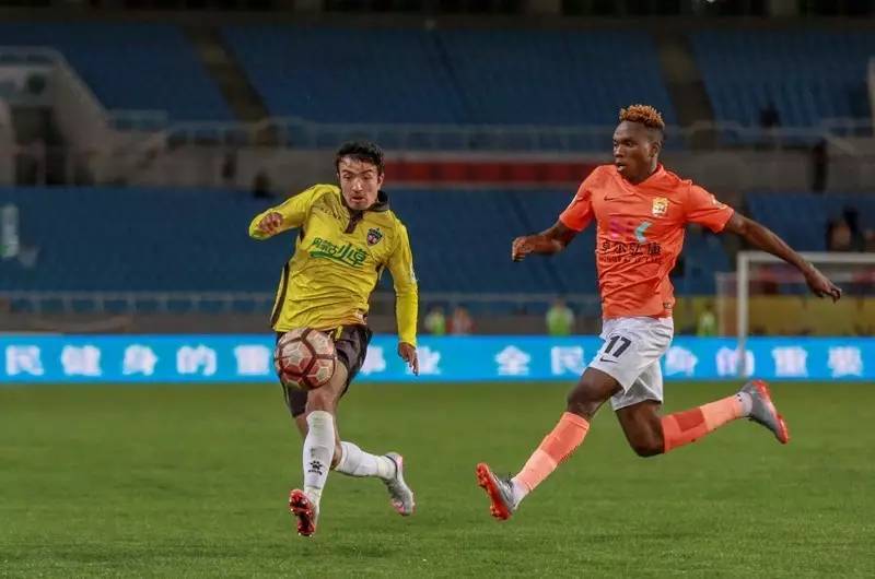 走近内蒙古足球：呼和浩特小草，为生存而战！