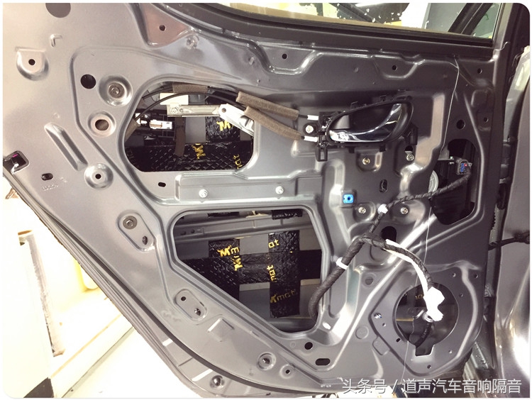 日产蓝鸟更换音响教程,尼桑蓝鸟低音喇叭改家用