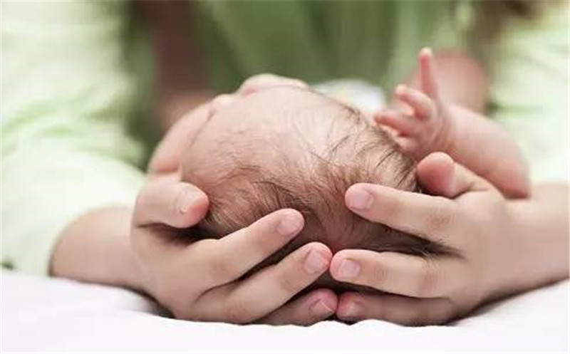 画风清奇的生娃大揭秘！一边生娃一边拉便便？