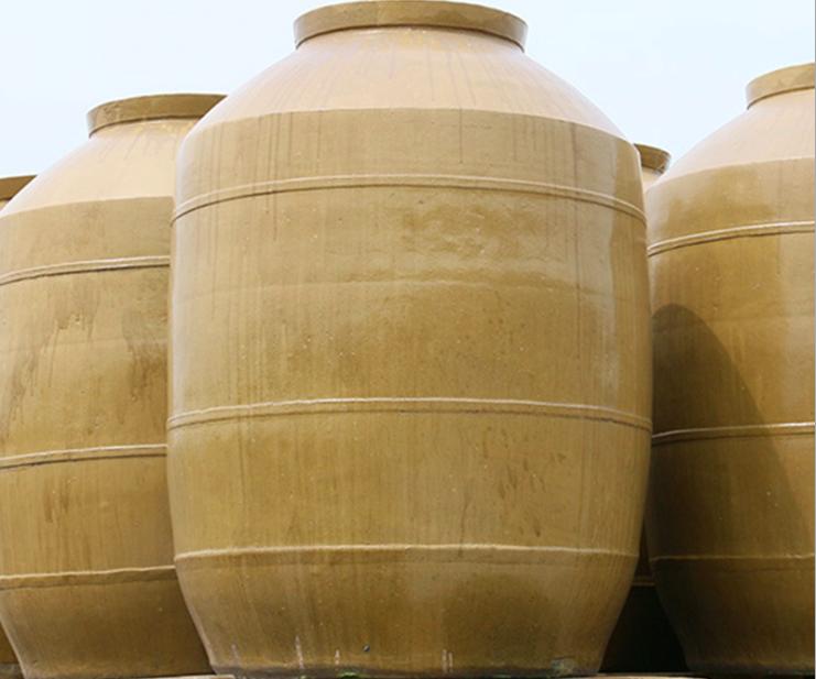 长期存放白酒陶瓷好还是泥罐好,酒缸存酒有釉还是没釉好