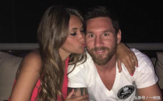 梅西大婚：所有的荣誉莫过于喜欢一个女孩21年