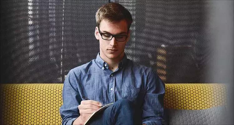 读秒CEO周静：太过“坦诚”的信贷用户不是目标用户｜爱分析访谈