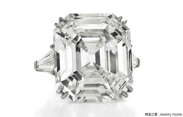 名人拍卖现场视频,名人普通物件拍卖