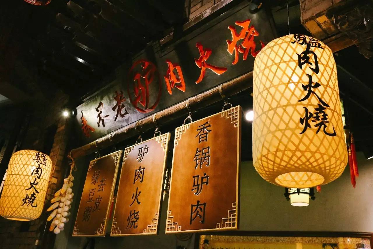 最吸引人的美食一条街推荐,7条吃货必打卡的美食街