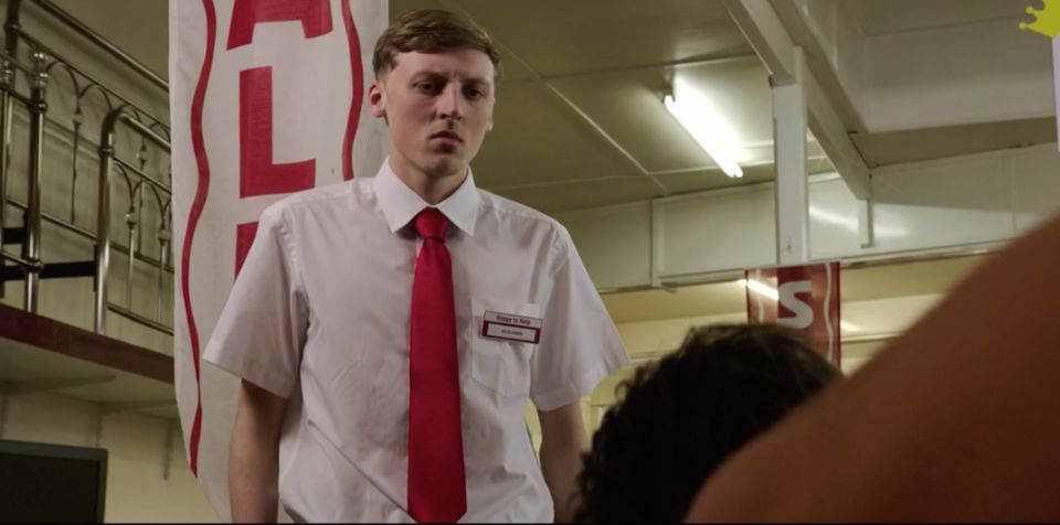 爆笑恶搞，男主坐到了火箭上拯救了全人类，唯一没幸免的居然是总统