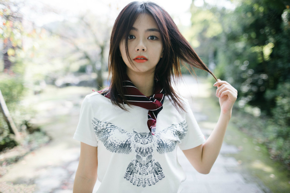 有美人沟的演员都大火，在剧中美人沟都散发魅力，来比比胡歌和易烊千玺的谁帅，看看谭松韵和朴信惠的谁美