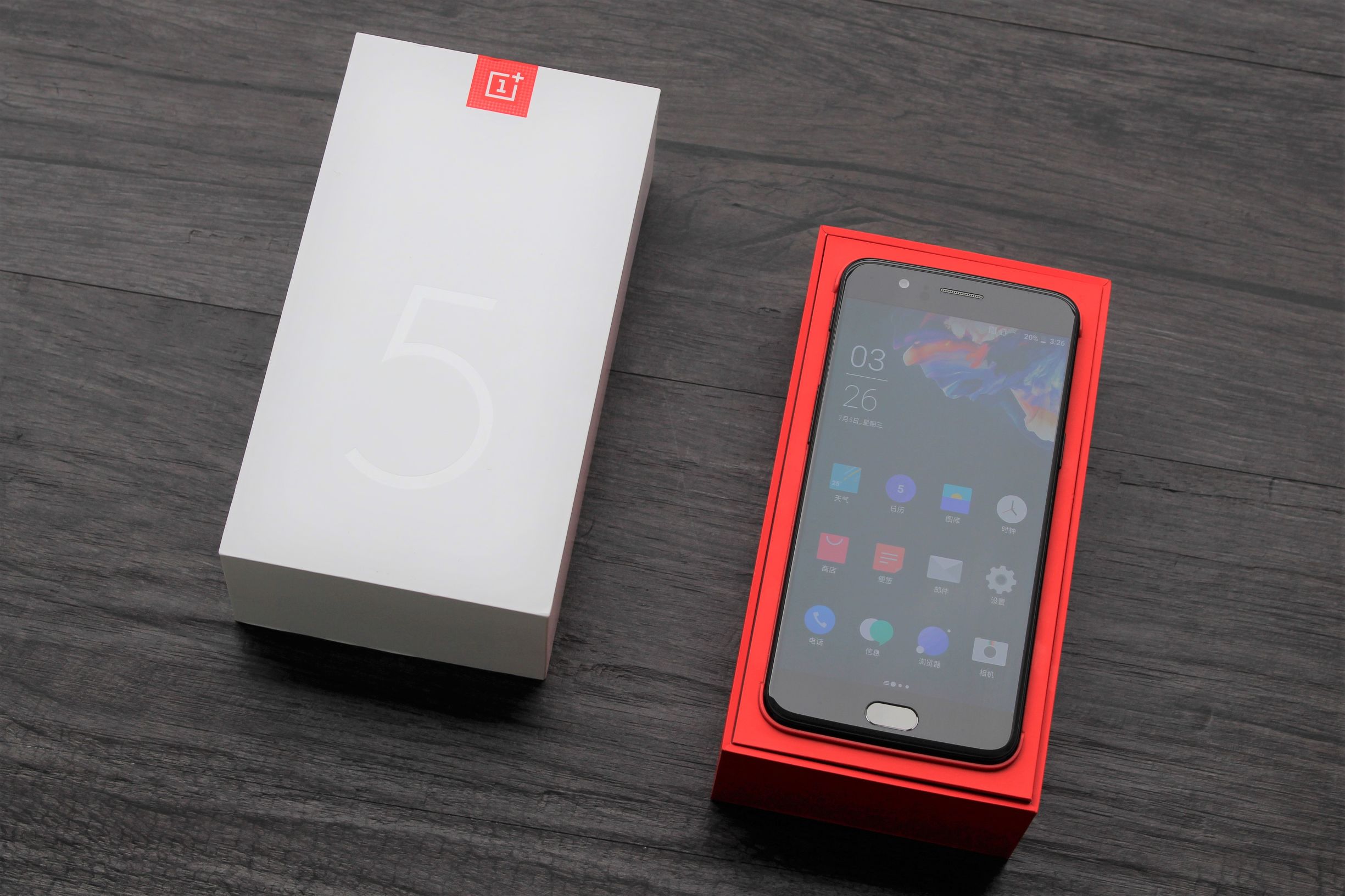 一加5手机评测国产机顶级旗舰,一加手机5评测科技美学