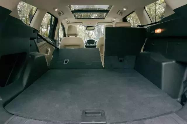 一台能买菜带娃下工地的“超跑”，评测2017款福特翼虎