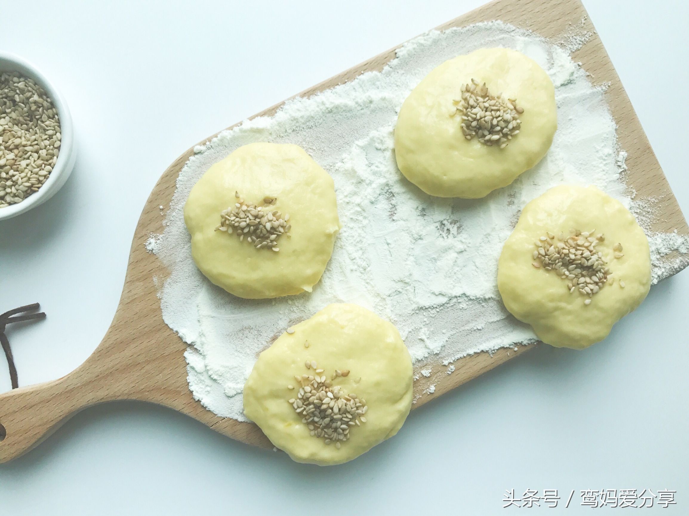 宝宝辅食土豆蔬菜饼防便秘,宝宝通便辅食玉米鸡蛋饼