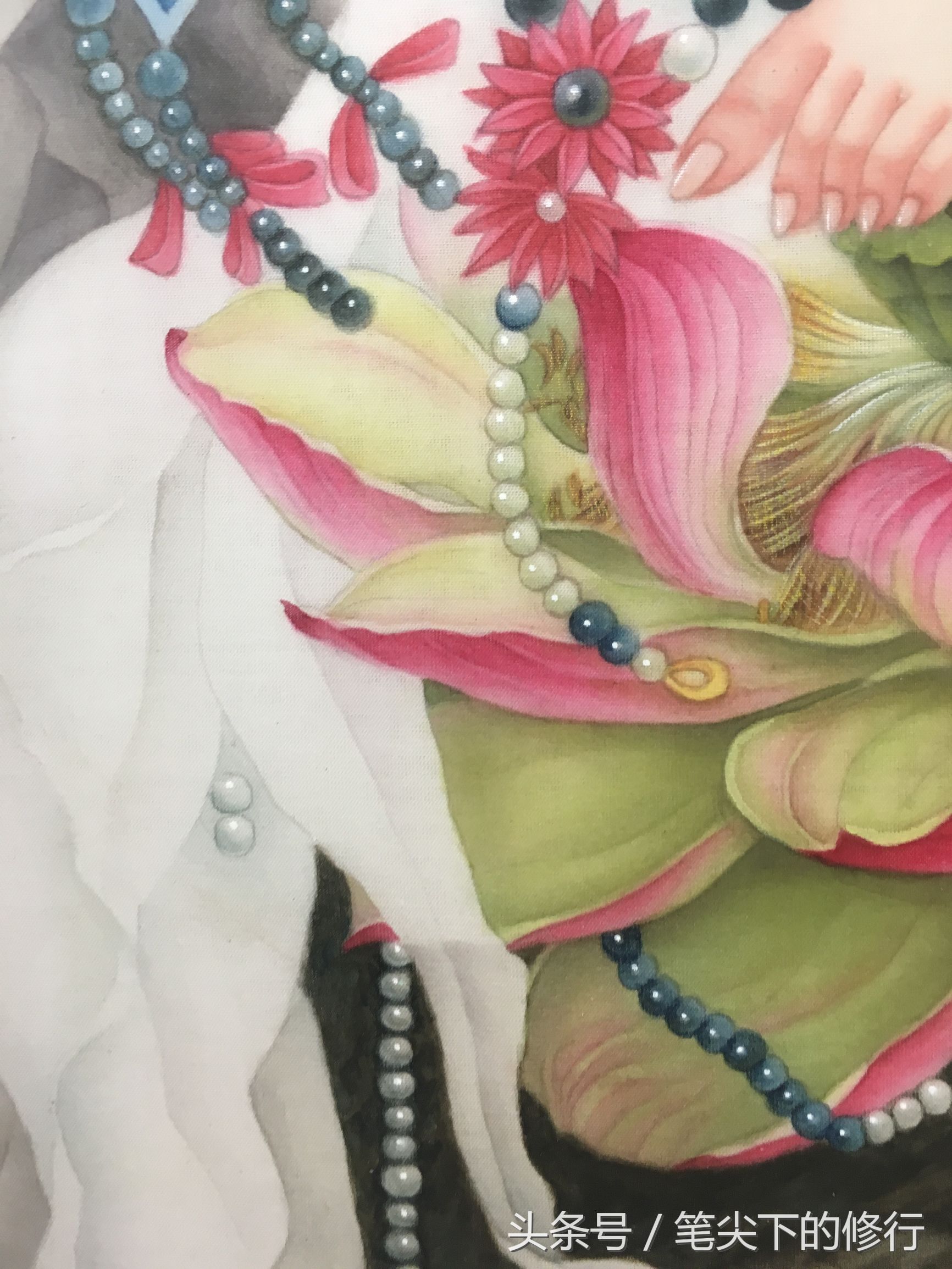 美到极致的菩萨｜听涛观瀑望水月，静思禅定得自在